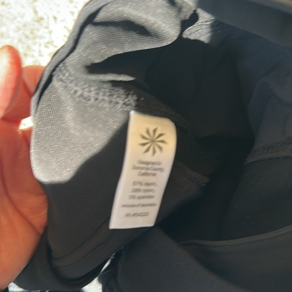 ATHLETA Stellar Knit Crop, Black, Size 6, Like New - Picture 10 of 10